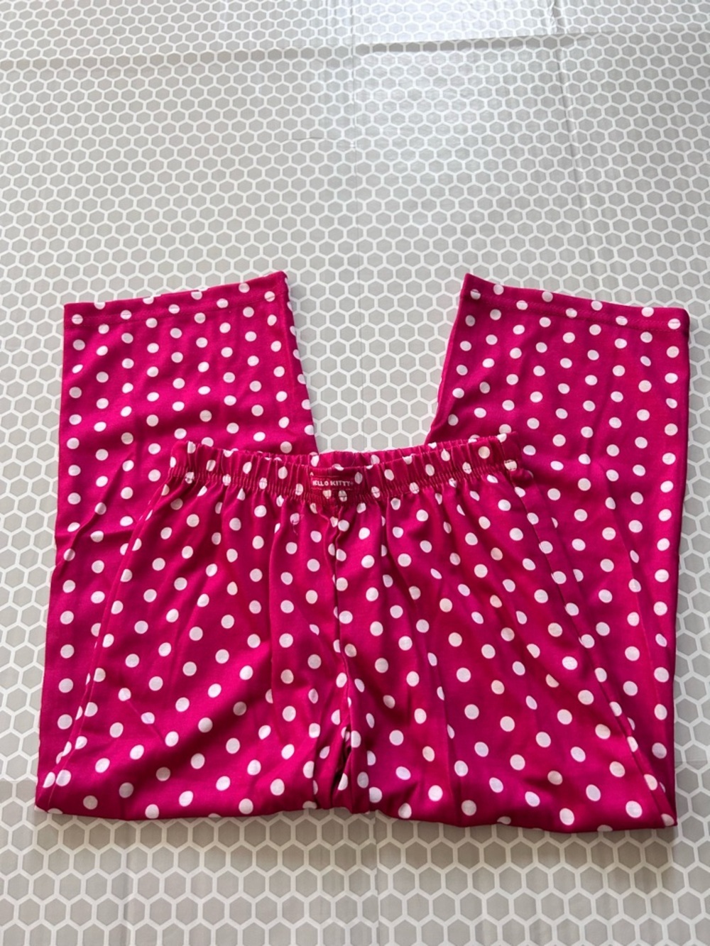 NWT Hello Kitty Hot Pink & Lime Polka Dot Kids Pajama Set. Size S(4-6) - Picture 4 of 8